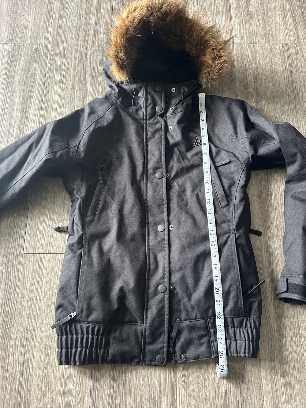 XS Ripzone black snowboarding Jacket